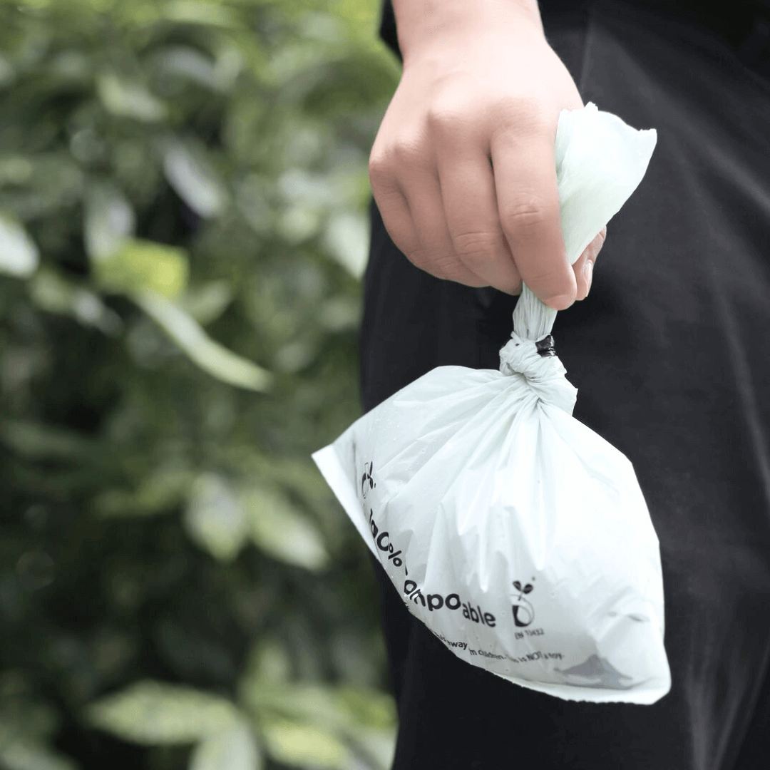 ENVIRONMENTALLY FRIENDLY DOG POOP BAGS - 60 pieces - Wrong Date, Expires Dec 2024